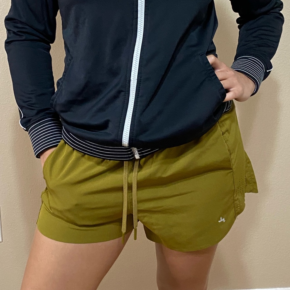 Active shorts- target joy lab